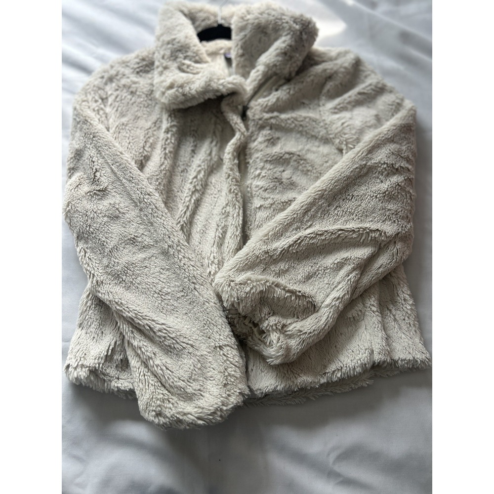 PATAGONIA Jacket Womens Cream Pelage Faux Fur Fuzzy Teddy Luxury Sz M Winterwear - Picture 3 of 9
